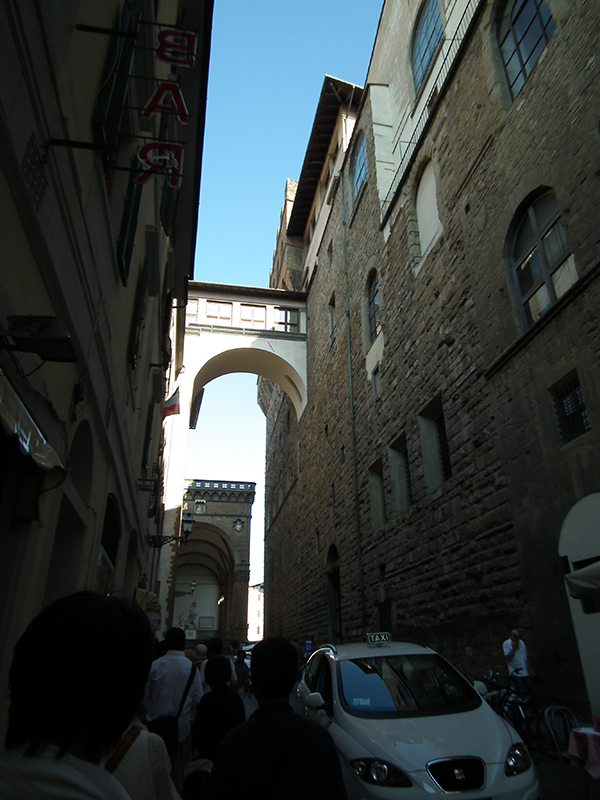 空中の通路