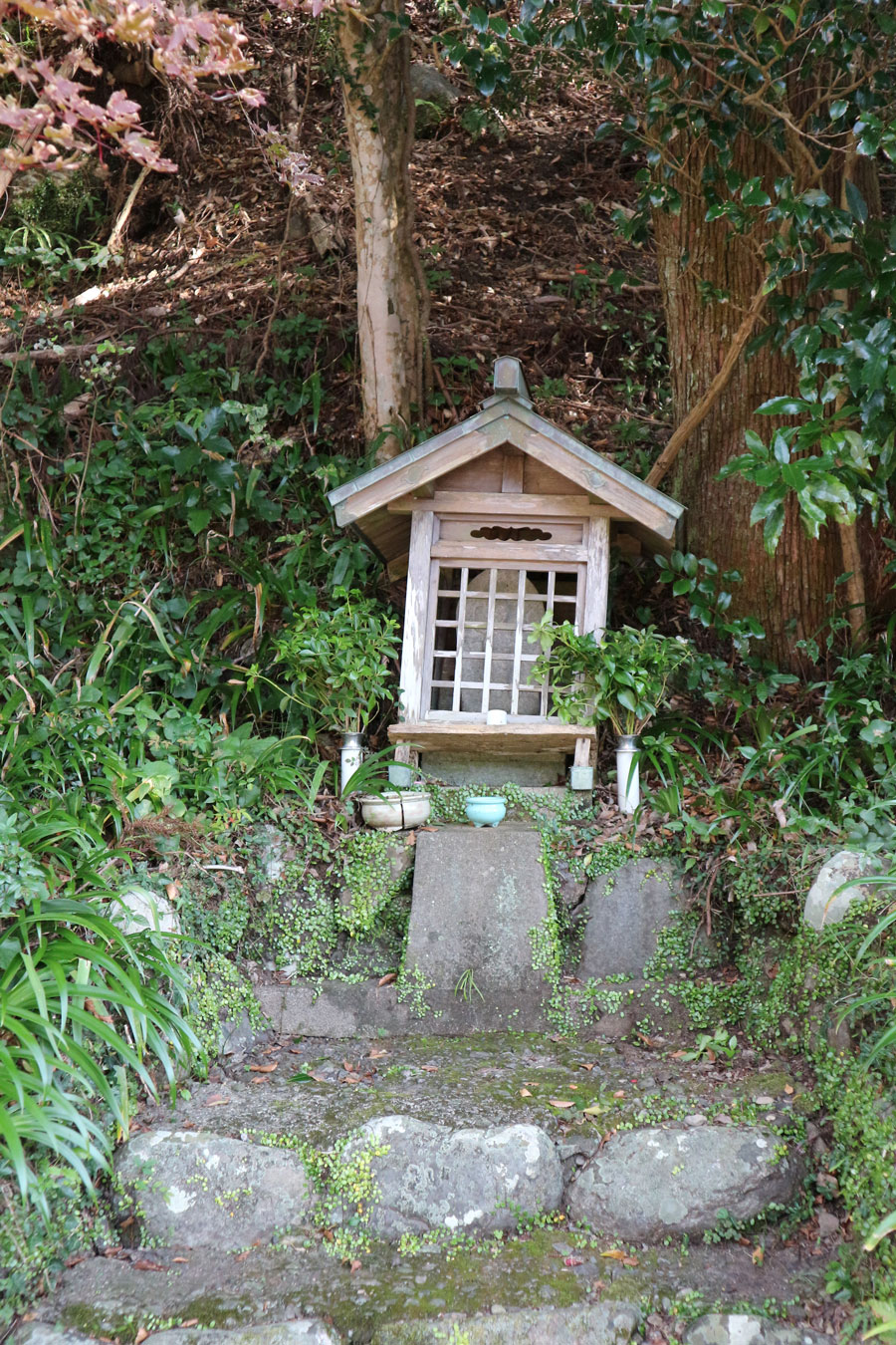 祠のお地蔵様