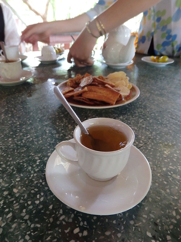 蜂蜜入りの蓮茶