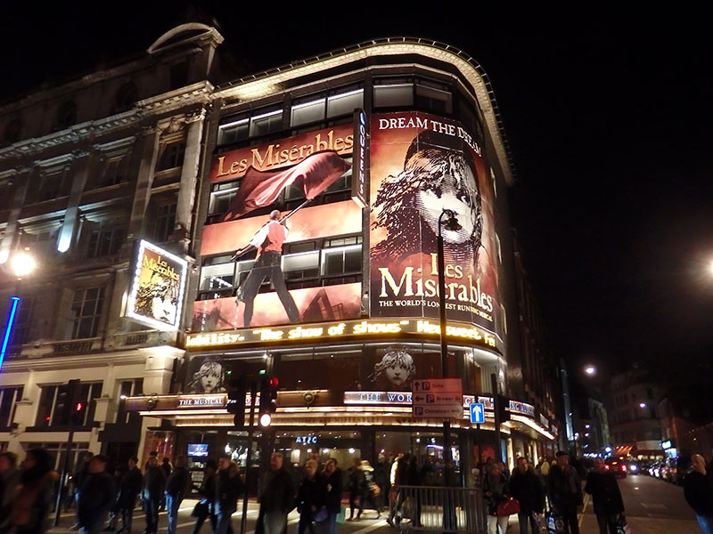 Queen's Theatre