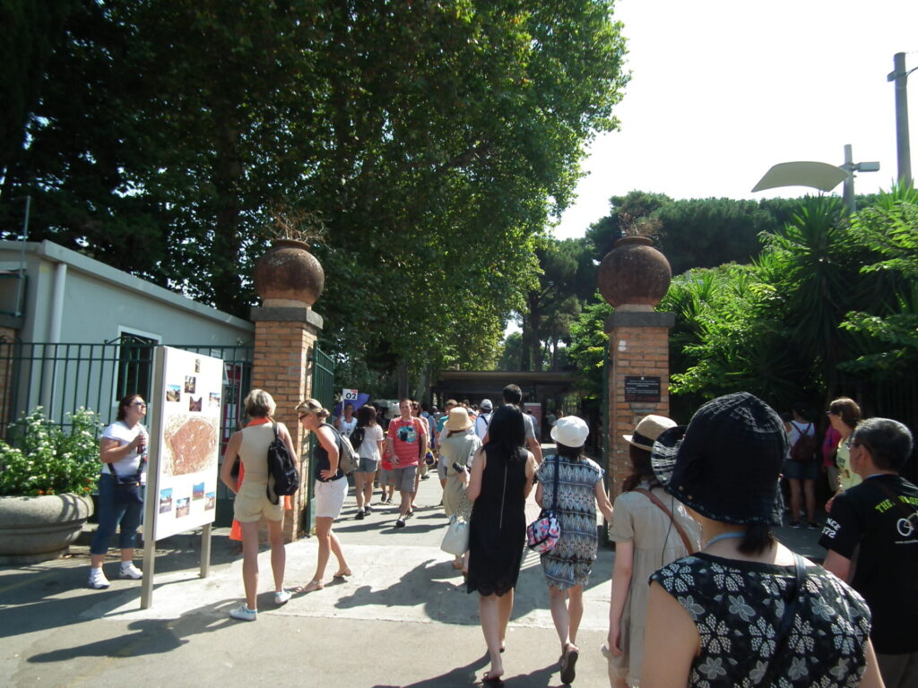 ポンペイ遺跡の入口