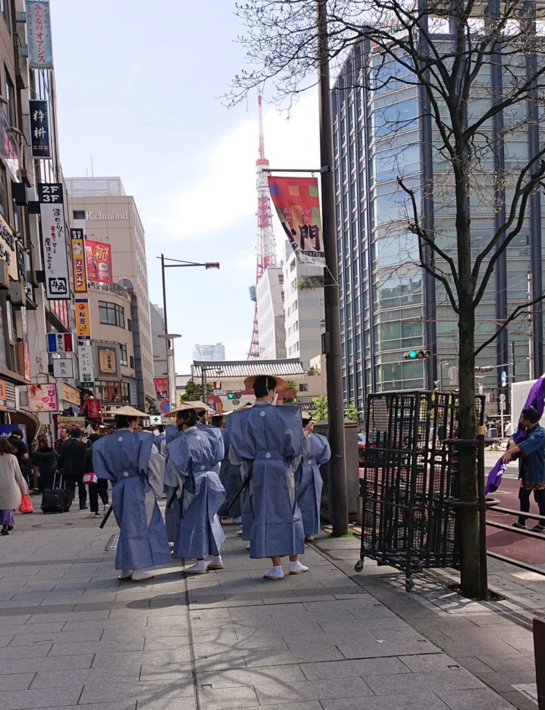 裃姿の行列