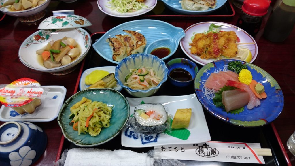 夕食