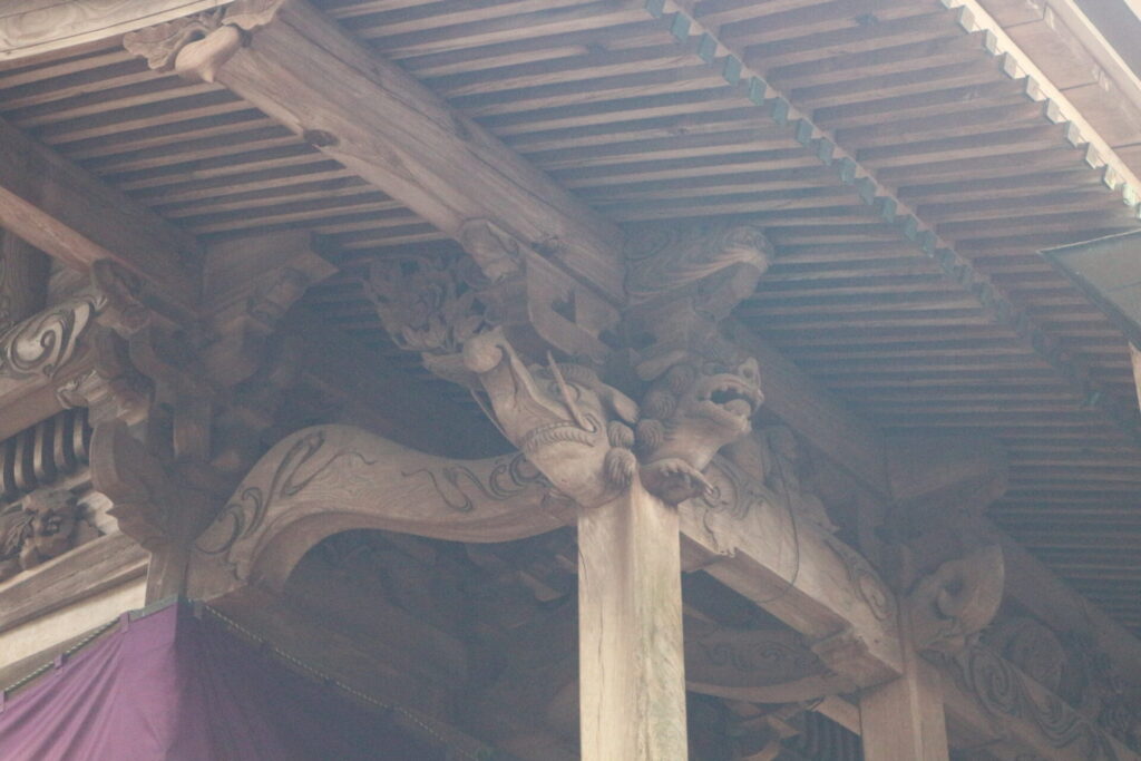高千穂神社本殿の象の木鼻