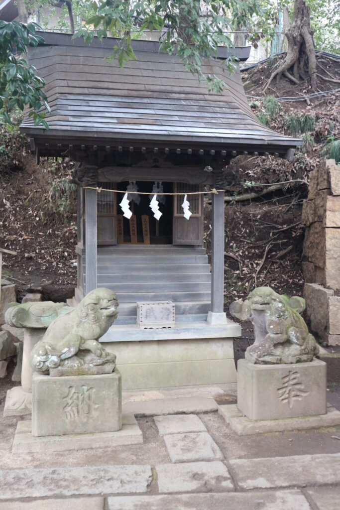 深大寺　白山社