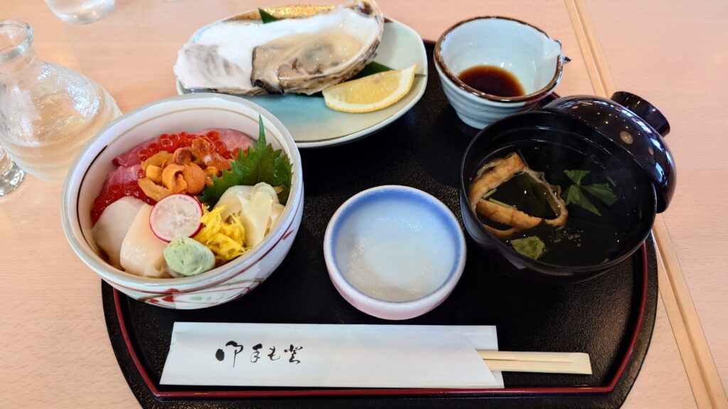 四種の海鮮丼