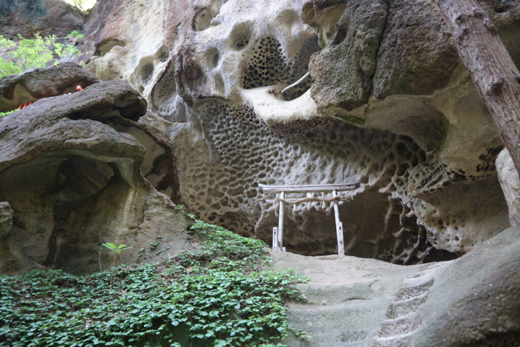 垂水遺跡　稲荷神社