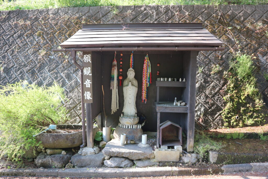願観音像