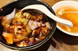麻婆茄子丼