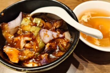 麻婆茄子丼